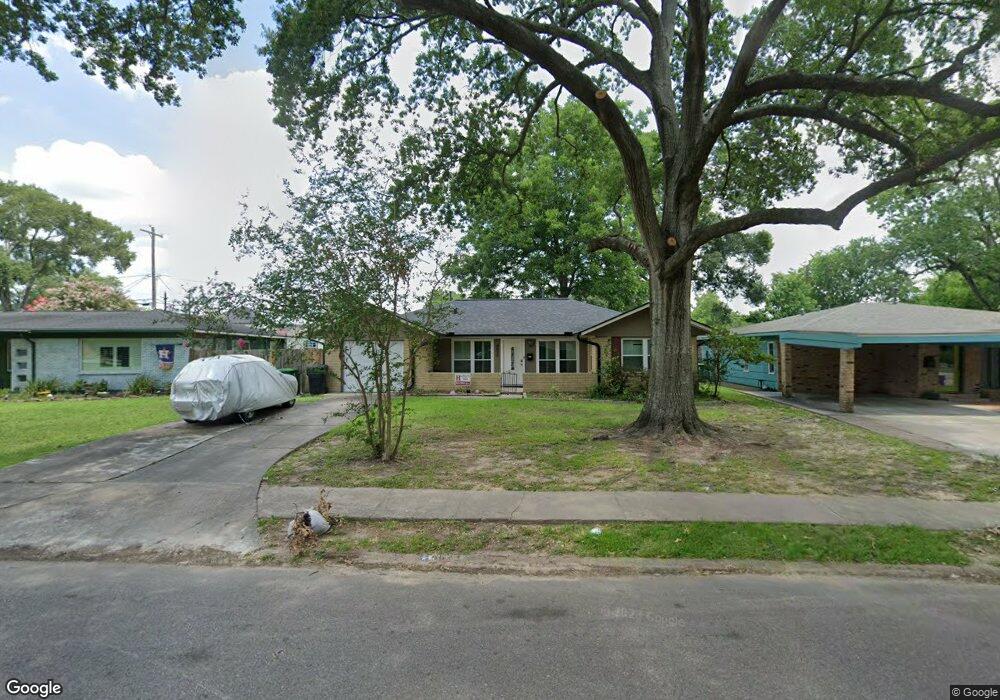 4622 Carleen Rd, Houston, TX 77092 - photo 1
