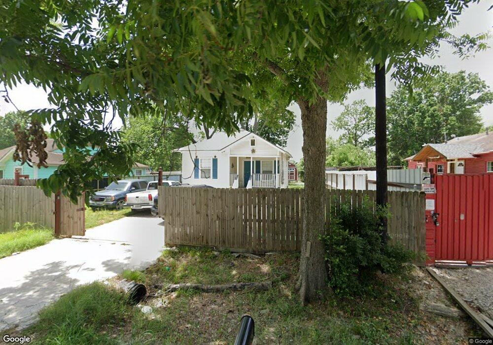 7711 Knox St, Houston, TX 77088 - photo 1