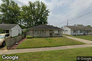 2556 Robinwood Dr, Lafayette, IN 47909