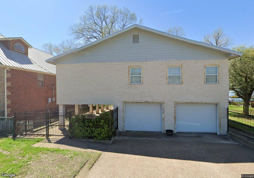 1521 E Lake Dr, Weatherford, TX 76087 - photo 1