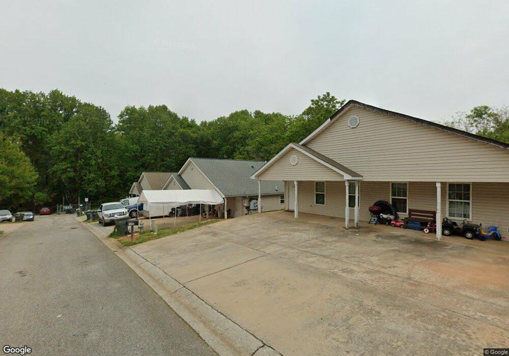 120 Garden Gates Dr, Cornelia, GA 30531 - photo 1