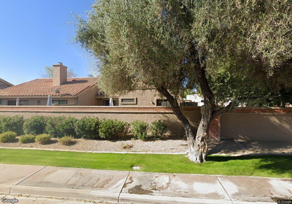 8835 S Lori Ln, Tempe, AZ 85284 - photo 1