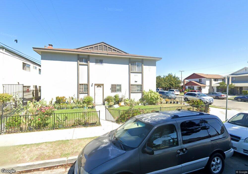 201 Chester Way, Oxnard, CA 93033 - photo 1