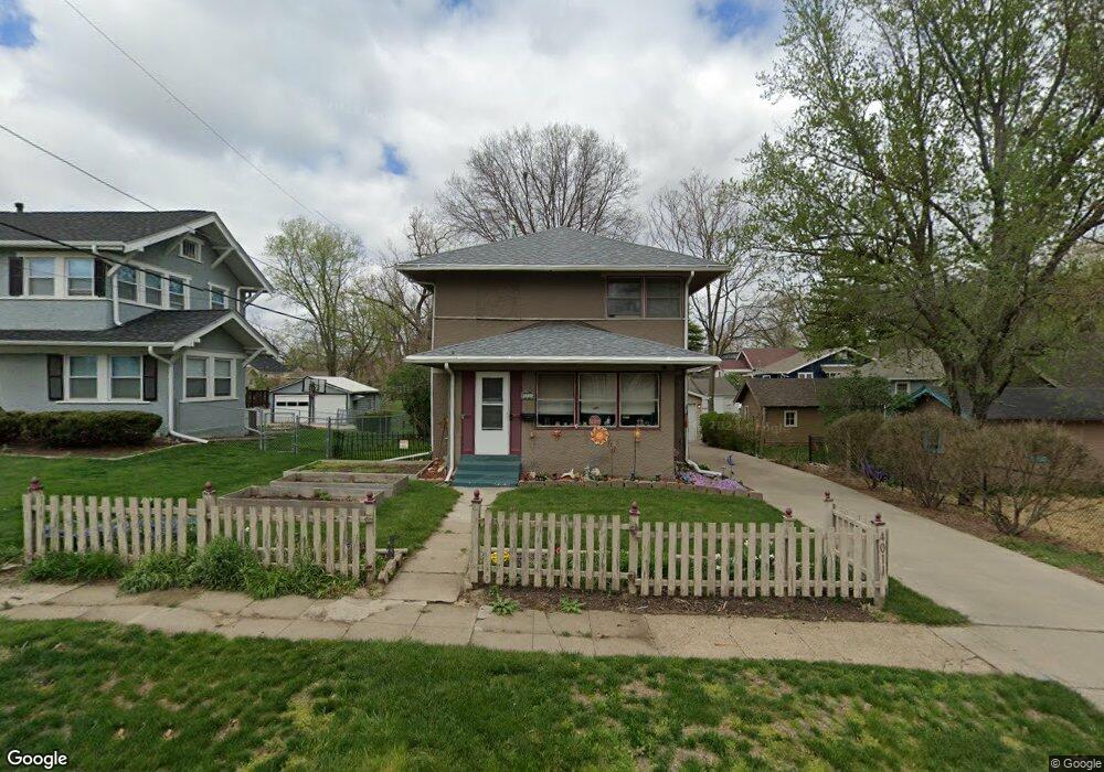 4011 Pleasant St, Des Moines, IA 50312 - photo 1