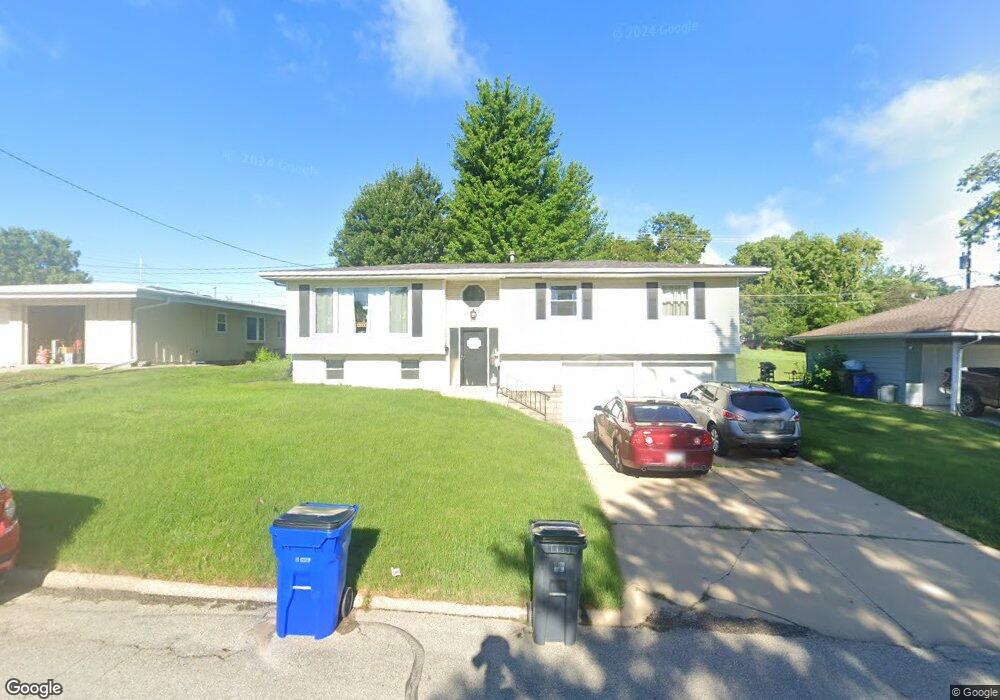 719 35th St SE, Cedar Rapids, IA 52403 - photo 1