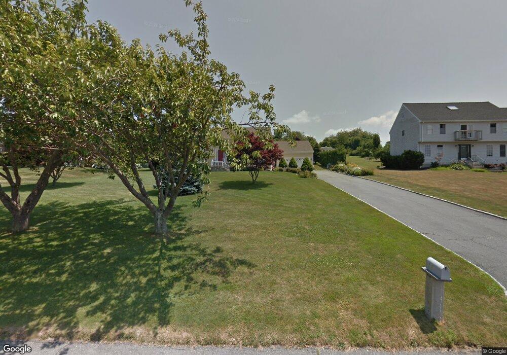 16 J h Dwyer Dr, Middletown, RI 02842 - photo 1