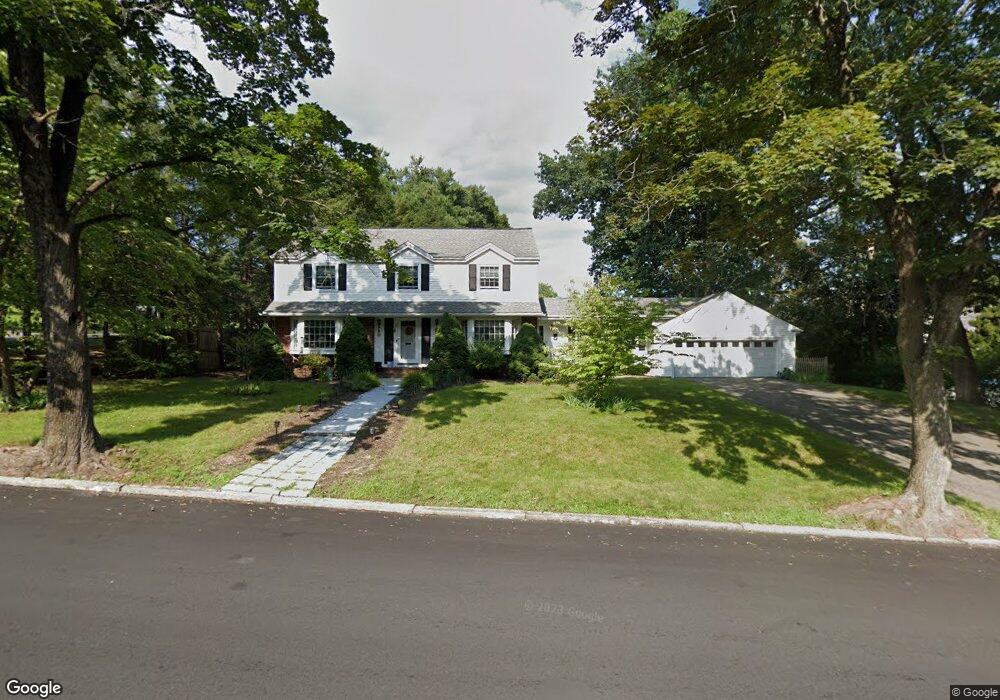 9 Sherbourne St, Andover, MA 01810 - photo 1