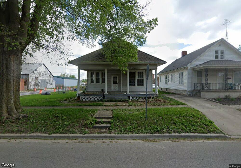 202 Decatur St, Lincoln, IL 62656 - photo 1