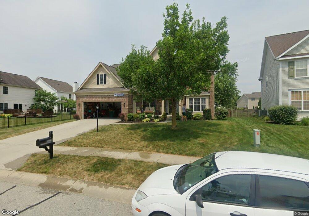 11208 Hearthstone Dr, Fishers, IN 46037 - photo 1