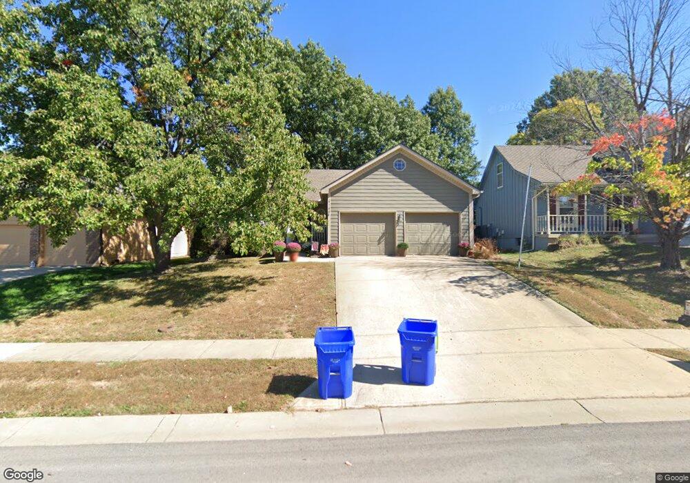 6789 Widmer Rd, Shawnee, KS 66216 - photo 1