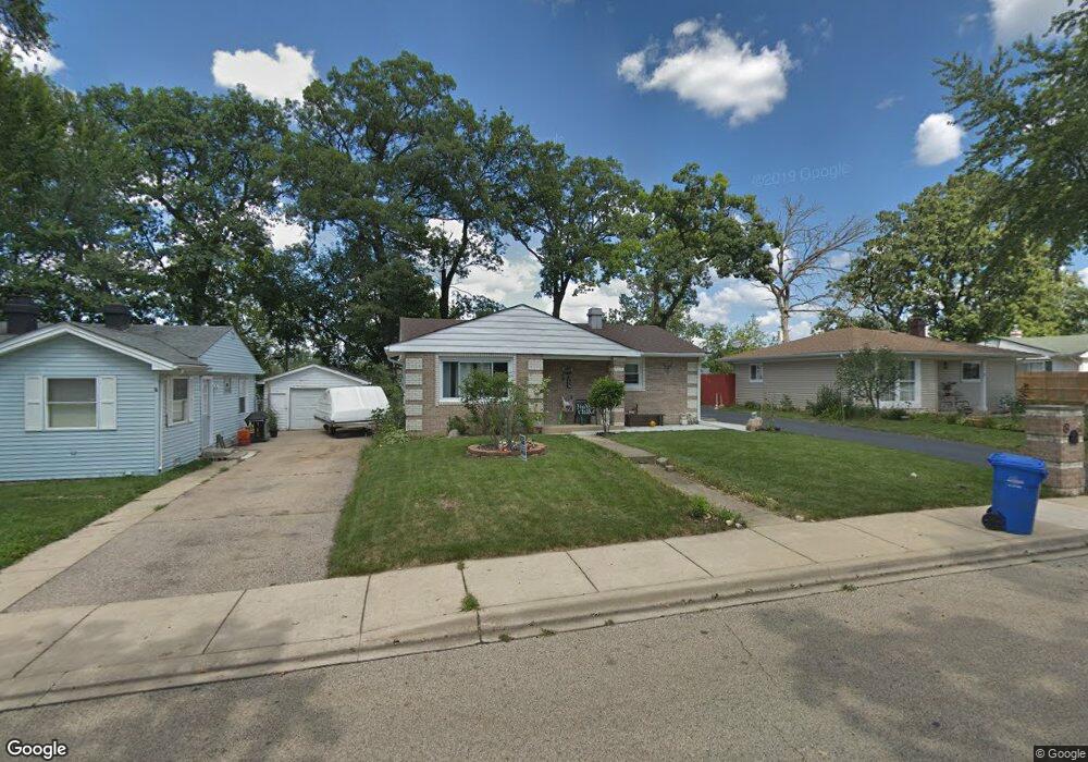 84 Wren Rd, Carpentersville, IL 60110 - photo 1