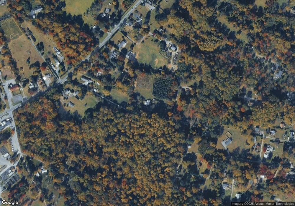 15 Magnolia Ln, Temple, PA 19560 - photo 1