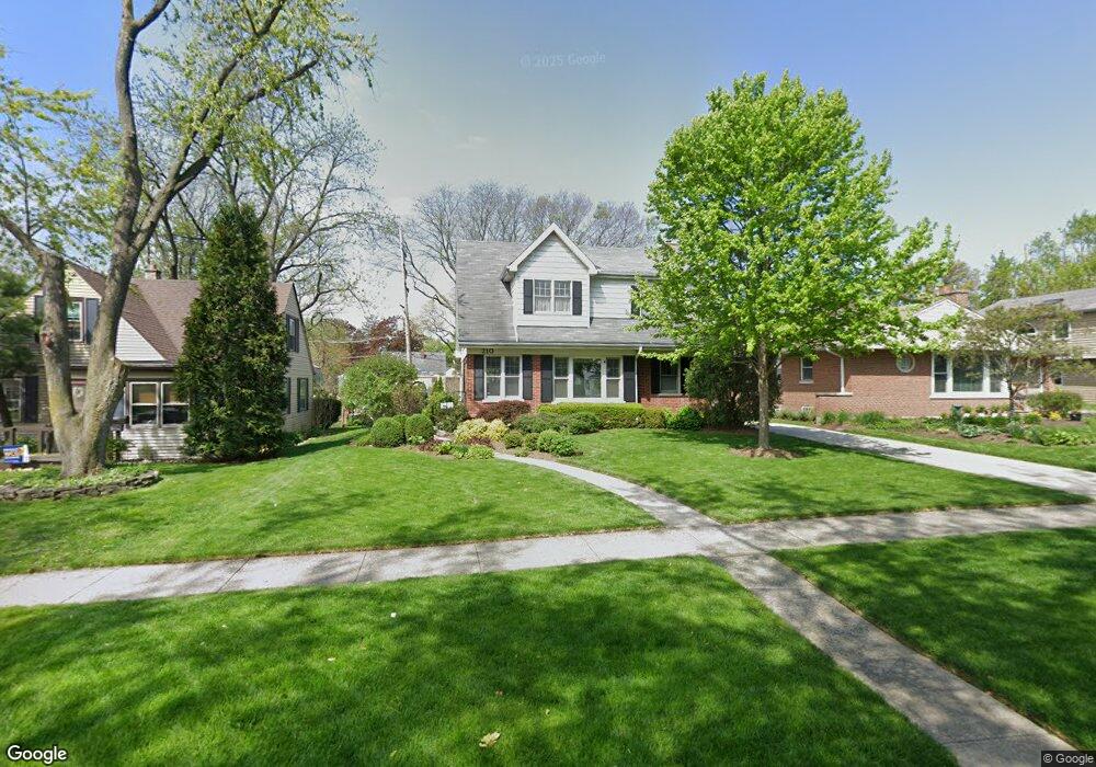 210 S Summit St, Wheaton, IL 60187 - photo 1