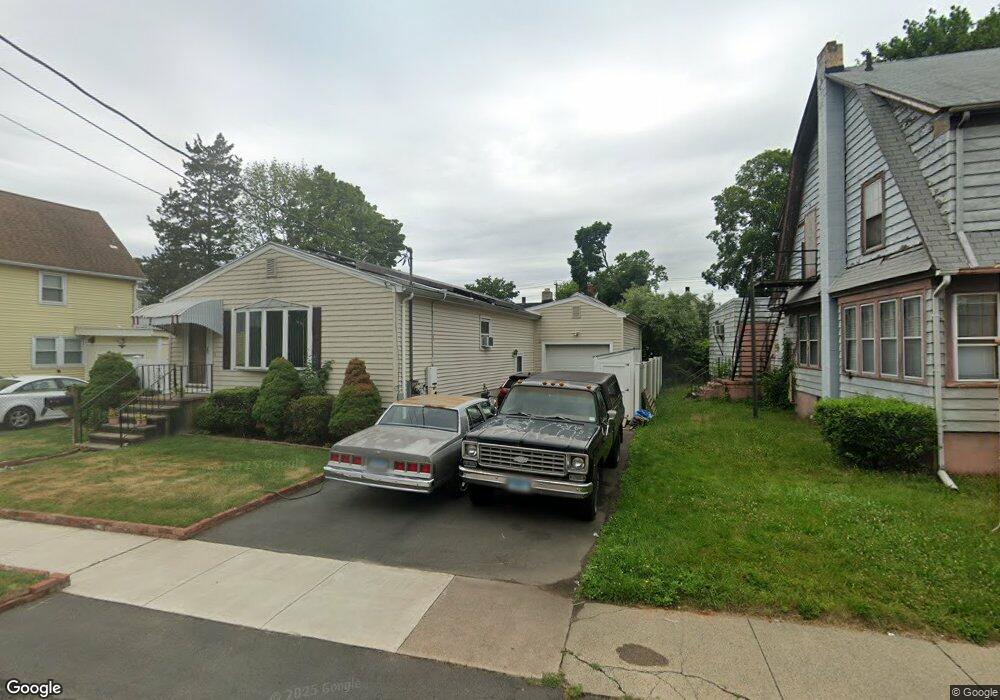 237 Spring St, West Haven, CT 06516 - photo 1