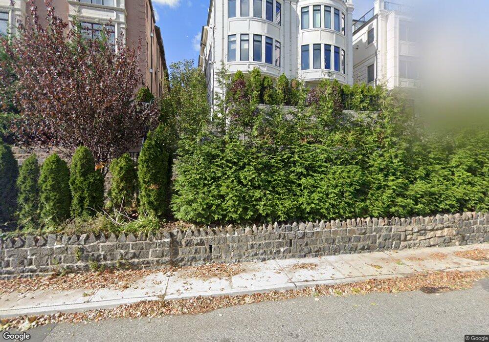 1222 River Rd unit A, Edgewater, NJ 07020 - photo 1