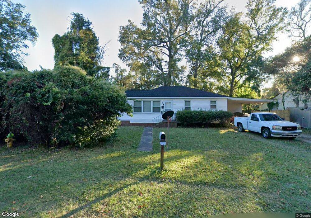 2353 Fleet St, Savannah, GA 31404 - photo 1