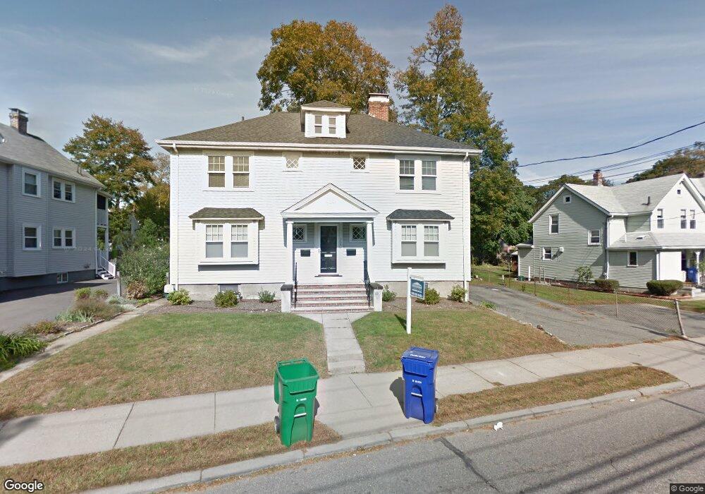 305 Webster St unit 305, Auburndale, MA 02466 - photo 1