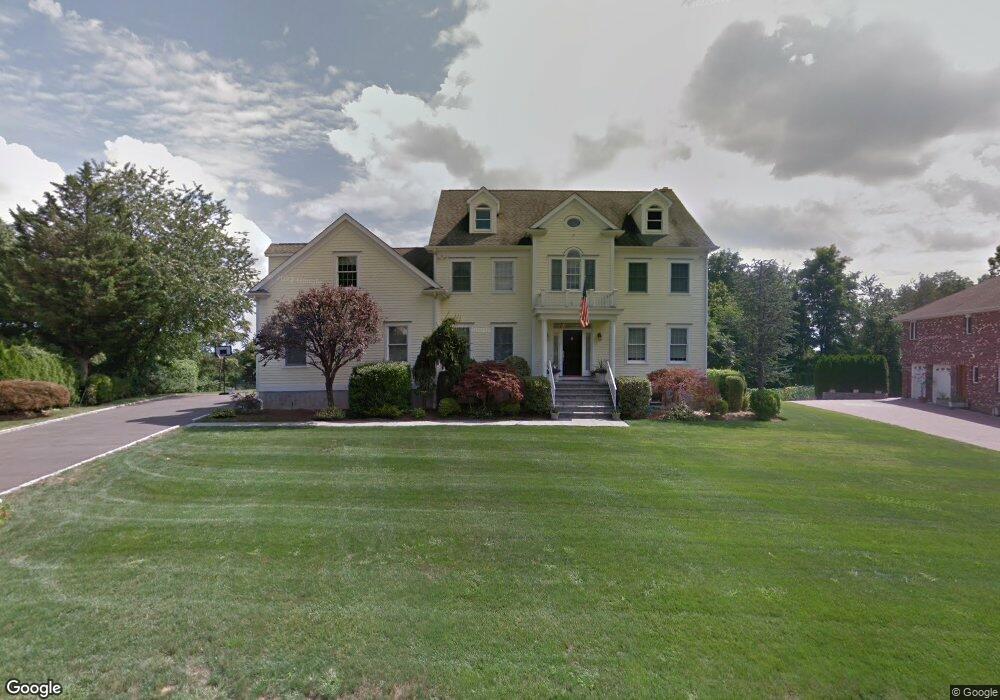 18 Shady Ln, Greenwich, CT 06831 - photo 1