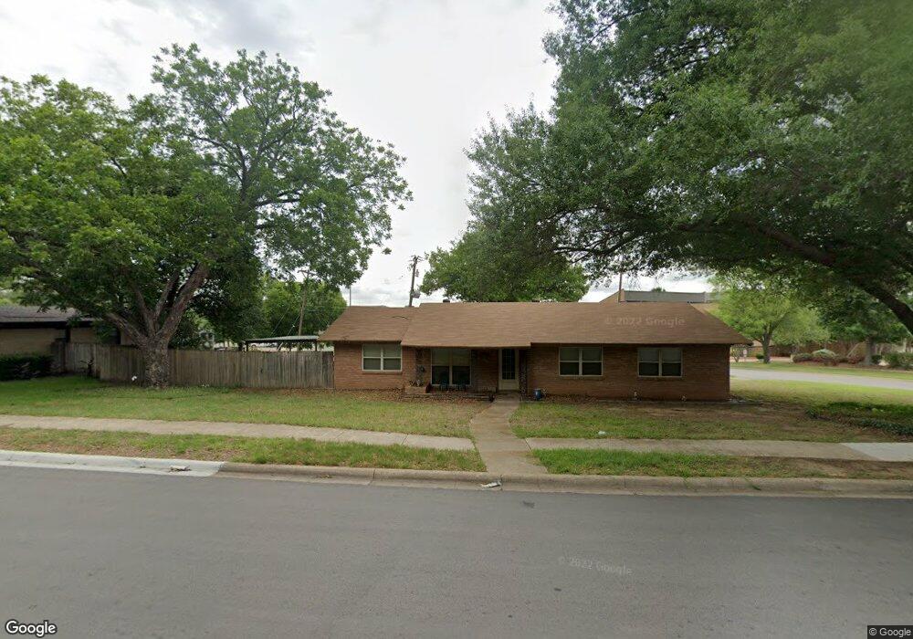 724 Hurstview Dr, Hurst, TX 76053 - photo 1