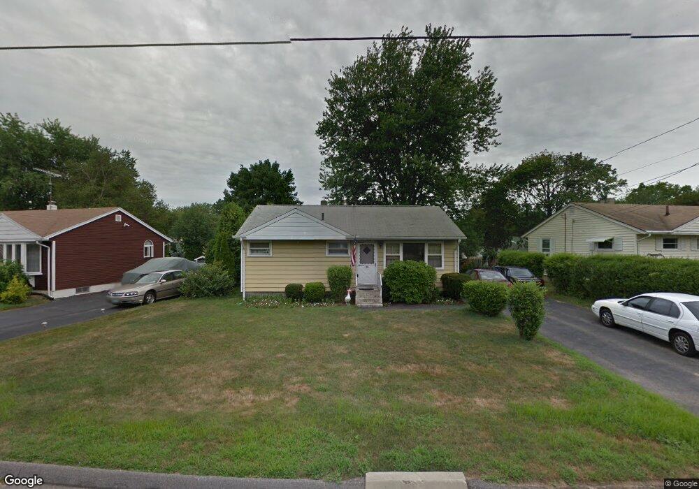 52 Easy Rudder Ln, West Haven, CT 06516 - photo 1