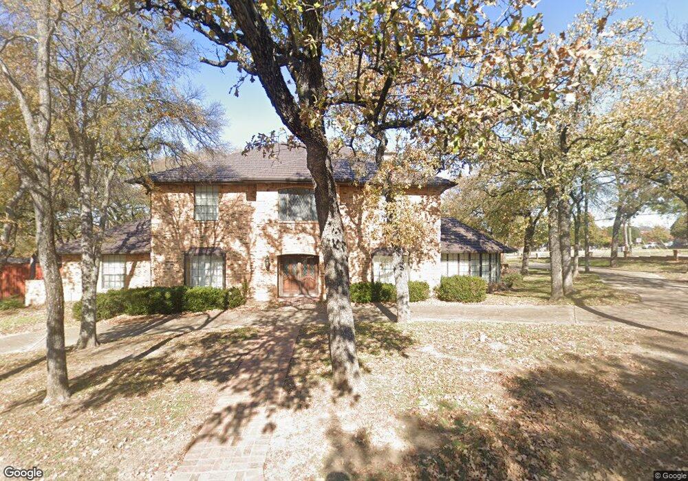 1617 Schumac Ln, Bedford, TX 76022 - photo 1