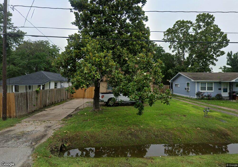 2215 Melbourne St, Houston, TX 77026 - photo 1