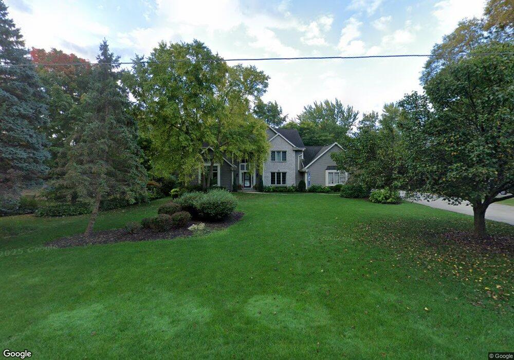 N75W15915 Colony Rd, Menomonee Falls, WI 53051 - photo 1