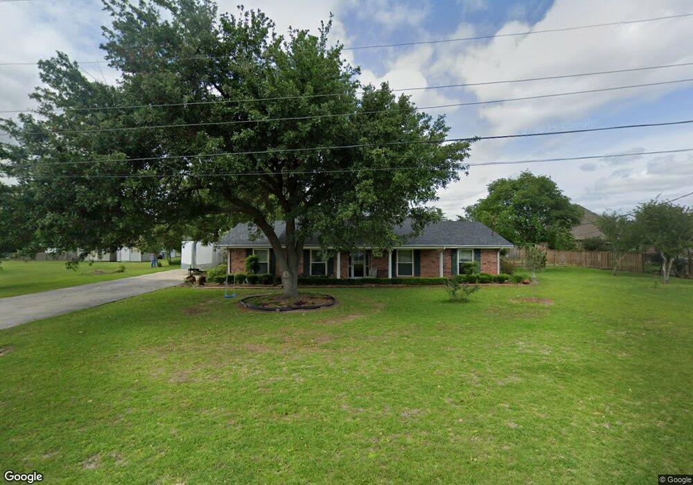 2626 Laura Ln, Lake Charles, LA 70605 - photo 1