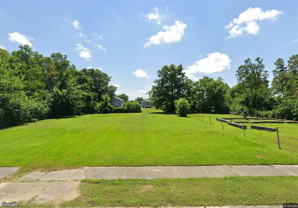 2727 Clouet St, New Orleans, LA 70126 - photo 1