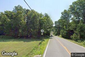 26 Honey Ln, Deer Isle, ME 04627