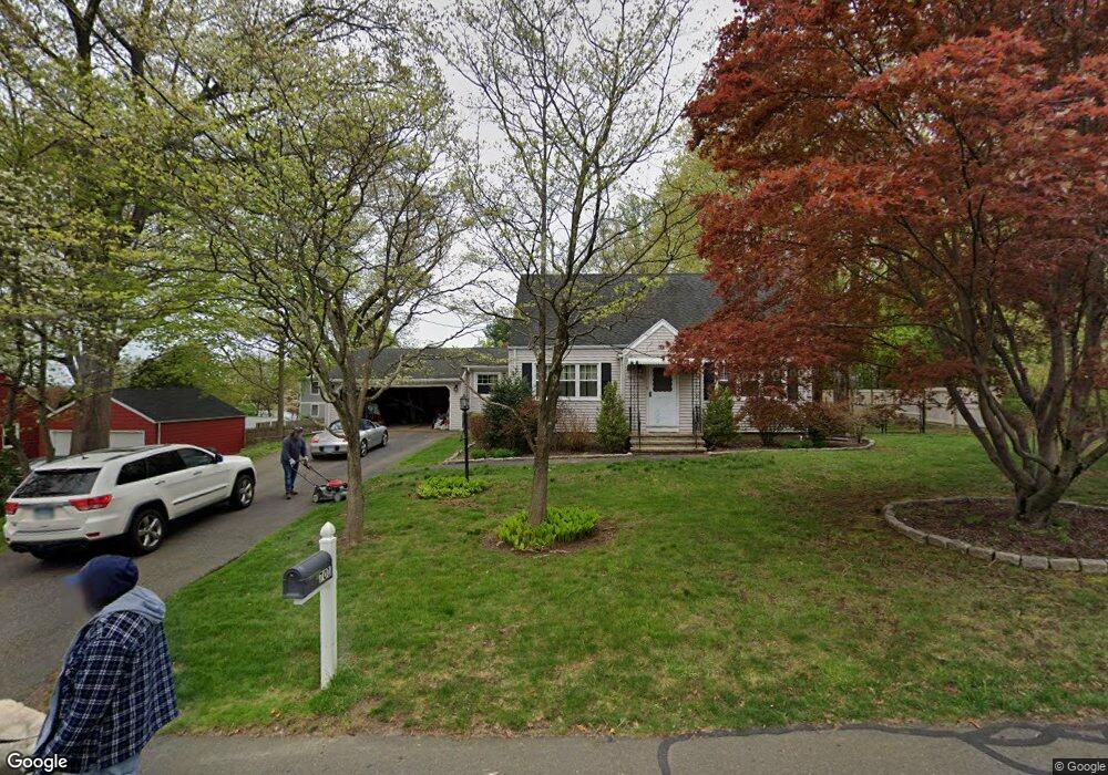 701 Wigwam Ln, Stratford, CT 06614 - photo 1