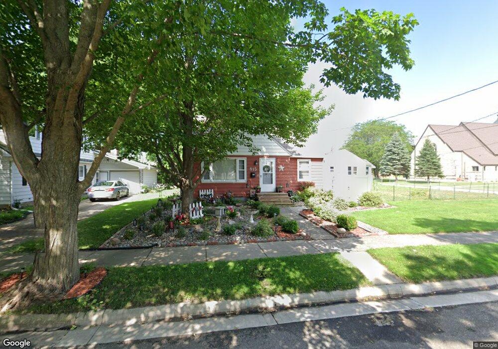 815 Saint Thomas Ave, Albert Lea, MN 56007 - photo 1