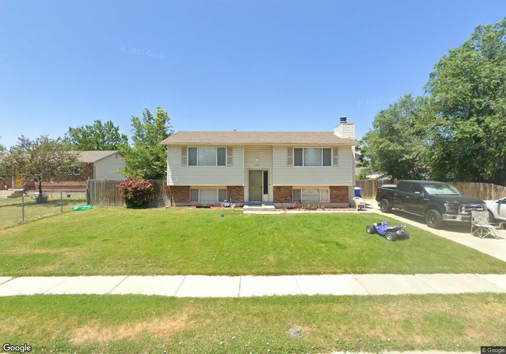 7672 S 2550 W, West Jordan, UT 84084 - photo 1