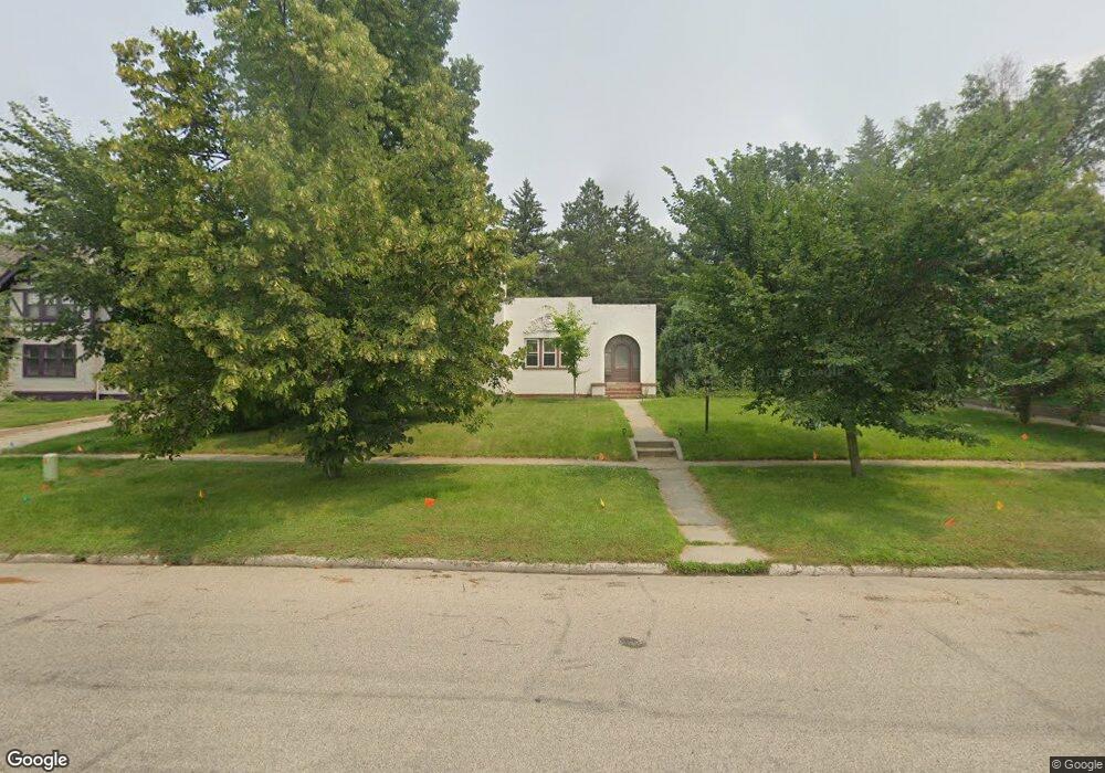 701 5th St NE, Jamestown, ND 58401 - photo 1