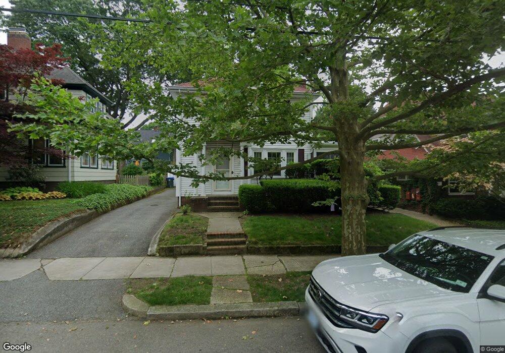 28 Edgehill Rd, Providence, RI 02906 - photo 1