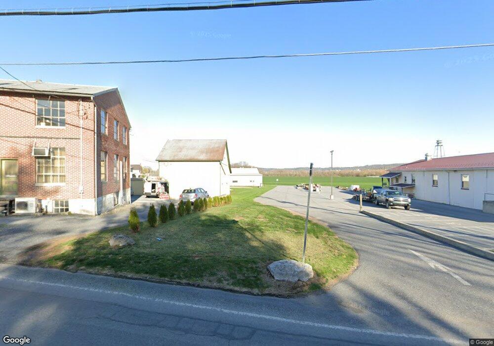 525 Gristmill Rd, Ephrata, PA 17522 - photo 1