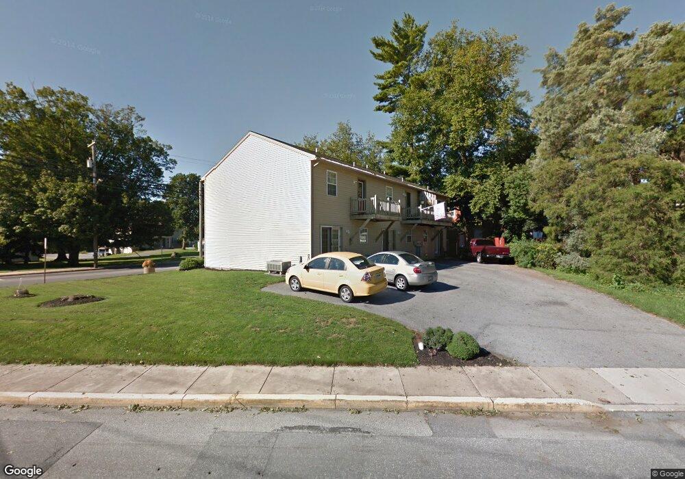 385 E Main St, New Holland, PA 17557 - photo 1