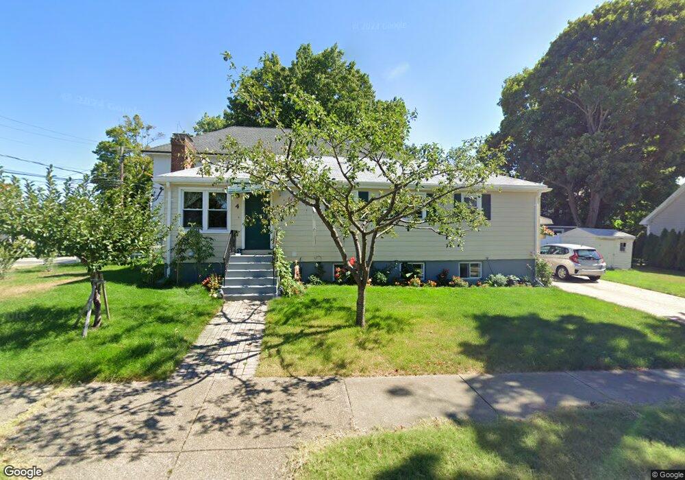 4 Manhattan Rd, West Newton, MA 02465 - photo 1
