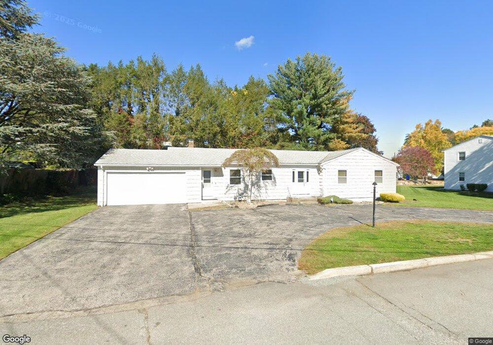 5 John F. Kennedy Cir, North Providence, RI 02904 - photo 1