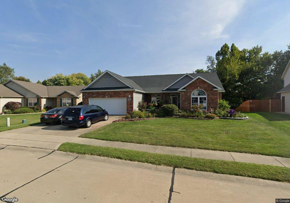 28 Annebriar Dr, Maryville, IL 62062 - photo 1