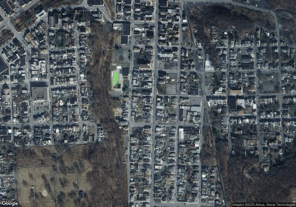 28 N Shamokin St, Shamokin, PA 17872 - photo 1