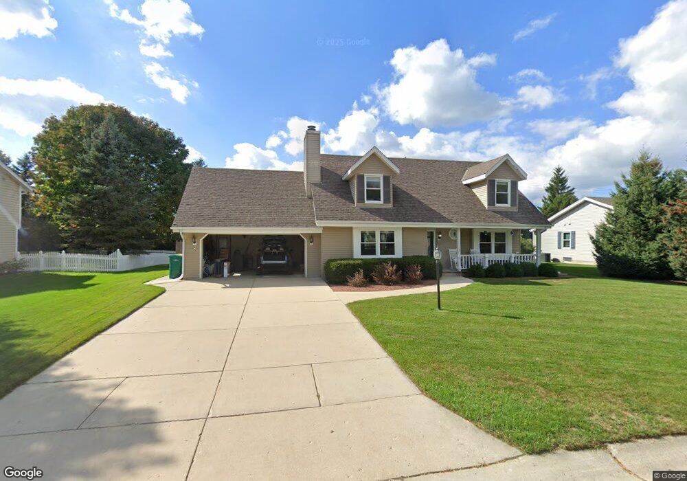 W171N10683 Aspen Ln, Germantown, WI 53022 - photo 1