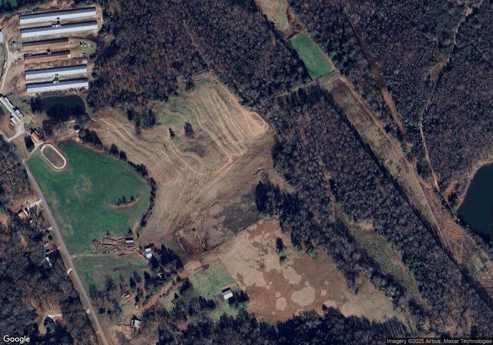 2302 Old State Rd, Pendergrass, GA 30567 - photo 1