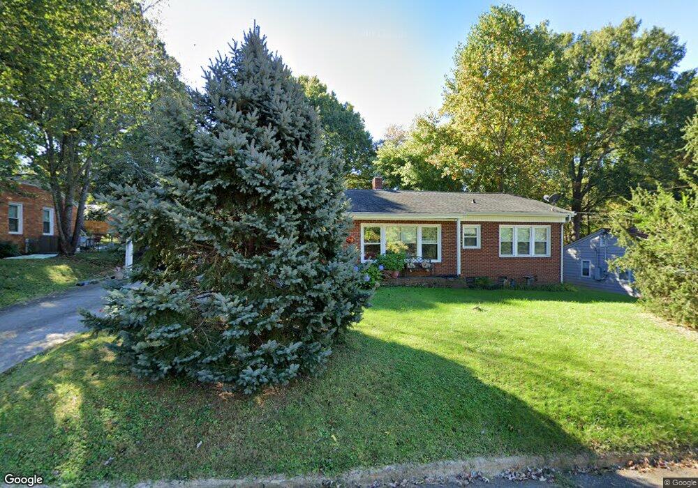 430 Hillcrest Dr, Statesville, NC 28677 - photo 1