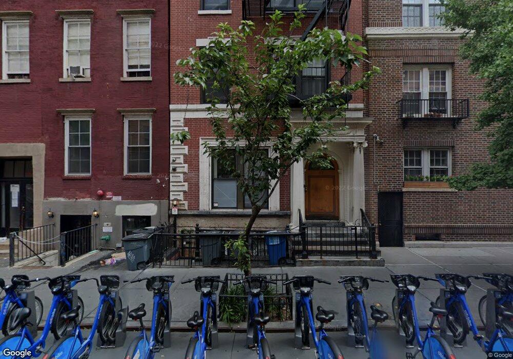 83 Washington Place unit 3F, New York, NY 10011 - photo 1