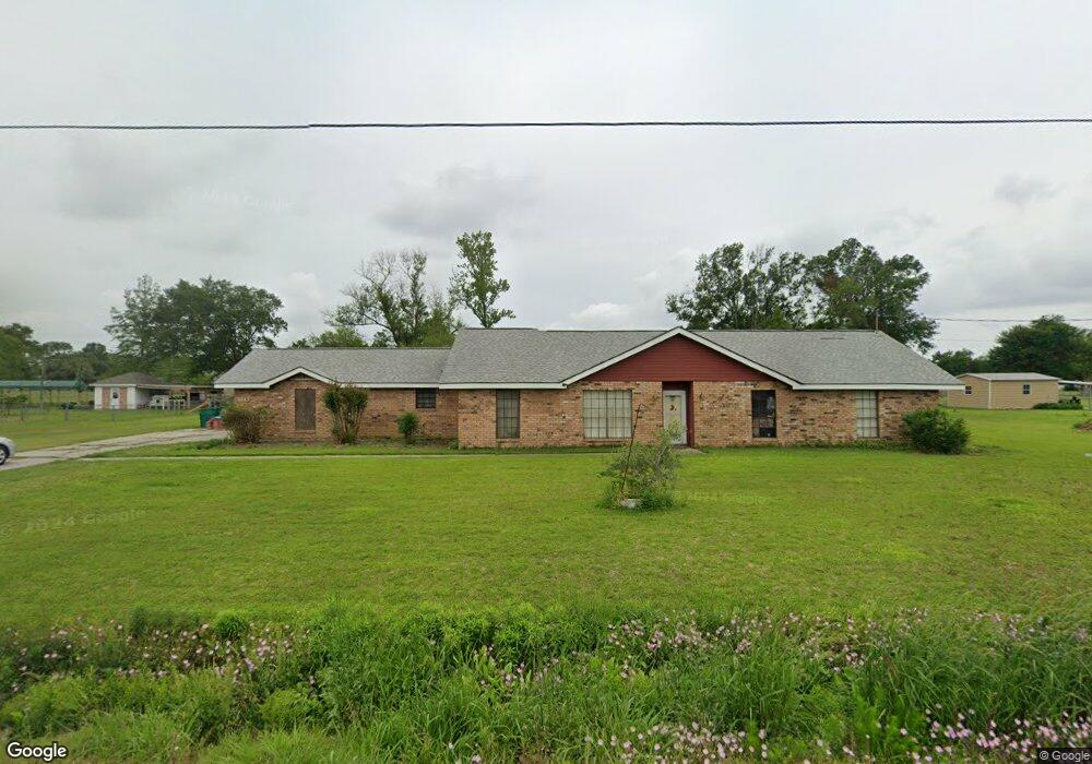 1043 N Tamela Dr, Lake Charles, LA 70605 - photo 1