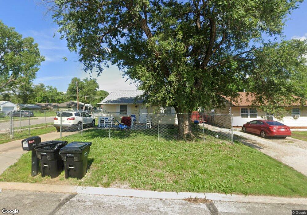 3200 SE Colfax St, Topeka, KS 66605 - photo 1
