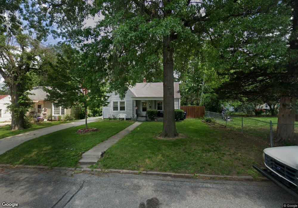 2436 SW Harrison St, Topeka, KS 66611 - photo 1