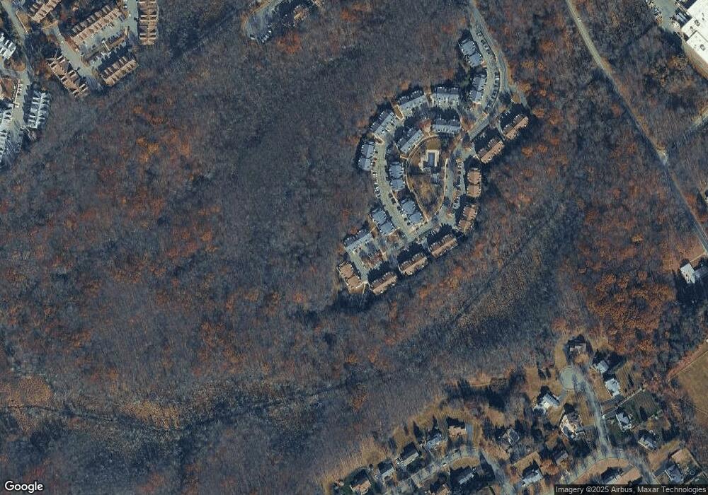 220 Woods Edge Dr, Succasunna, NJ 07876 - photo 1