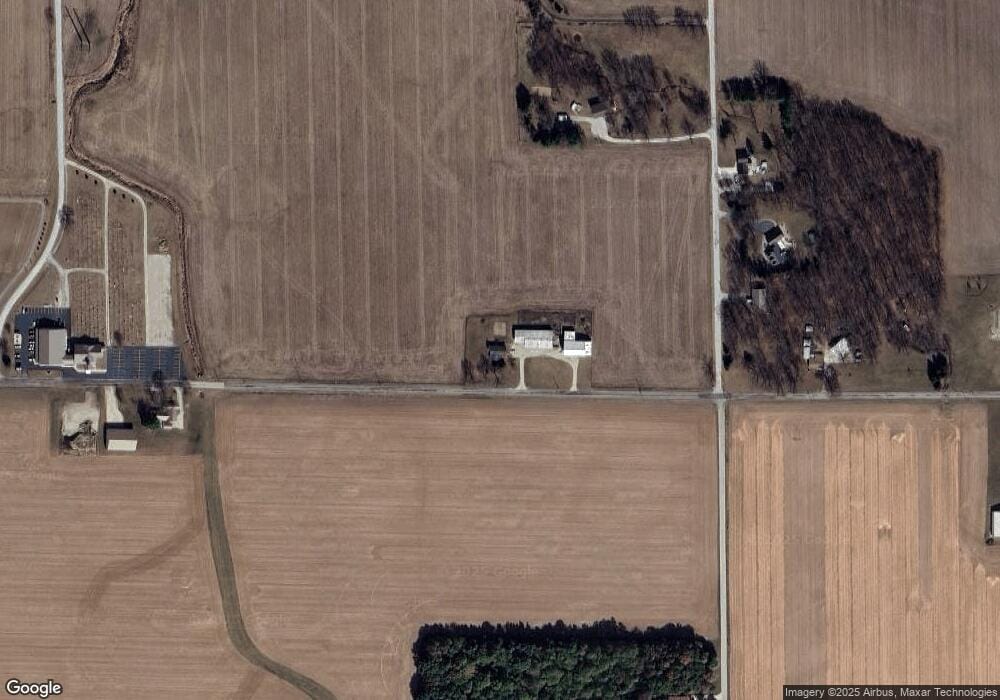 3924 E 400 N, Huntington, IN 46750 - photo 1